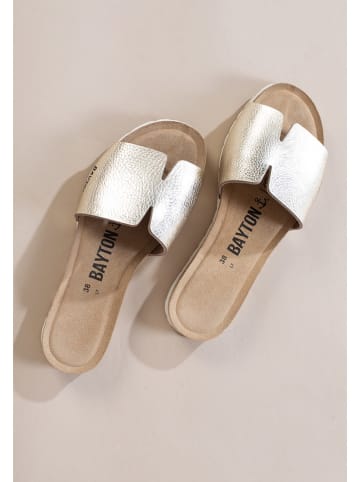 BAYTON Slippers "Djilian Slim" goudkleurig