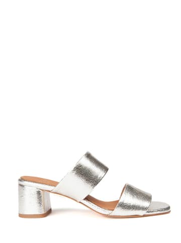 Anaki Skórzane sandały "Gilda" w kolorze srebrnym