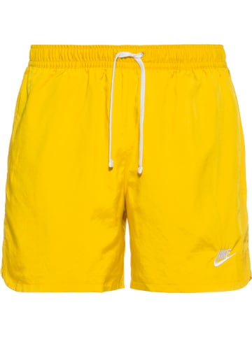 Nike Short geel