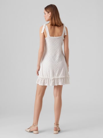 Vero Moda Sukienka "Tassa" w kolorze białym