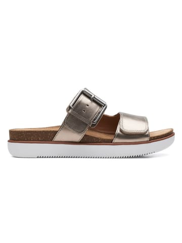 Clarks Skórzane klapki w kolorze złotym