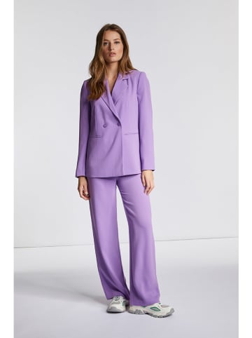 Rich & Royal Spodnie w kolorze fioletowym