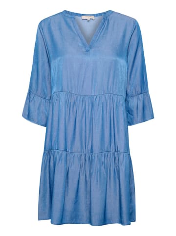 Cream Kleid in Blau