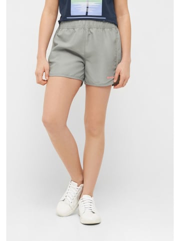 Bench Shorts "Perla" in Grau