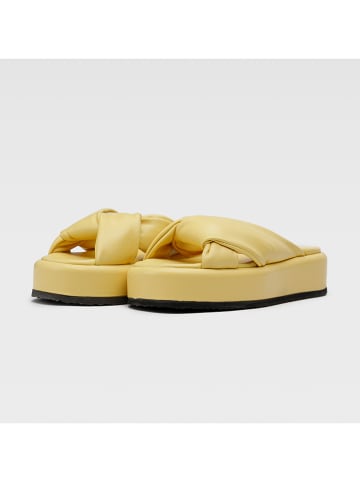 Badura Leren slippers geel
