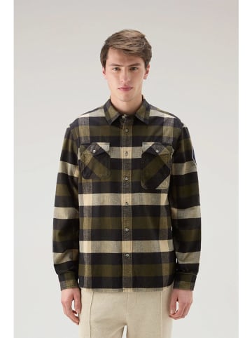 Woolrich Koszula "Trail" - Regular fit - w kolorze khaki ze wzorem