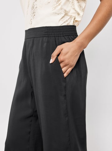 TAIFUN Spodnie w kolorze czarnym