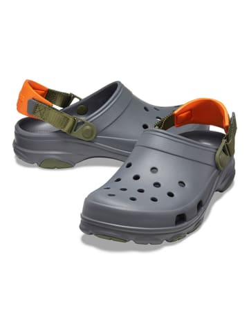 Crocs Chodaki w kolorze szarym