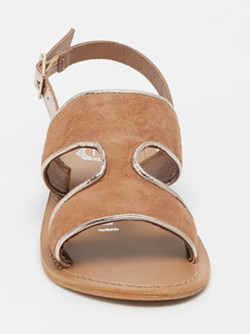 Les BAGATELLES Leren sandalen "Suede" camel/goudkleurig