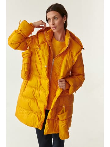 TATUUM Płaszcz puchowy w kolorze pomarańczowym