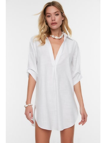 trendyol Kleid in Weiß