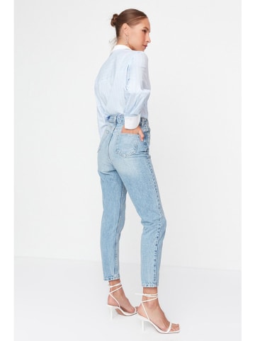 trendyol Jeans - Tapered fit - in Hellblau