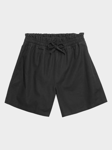 Outhorn Shorts in Schwarz