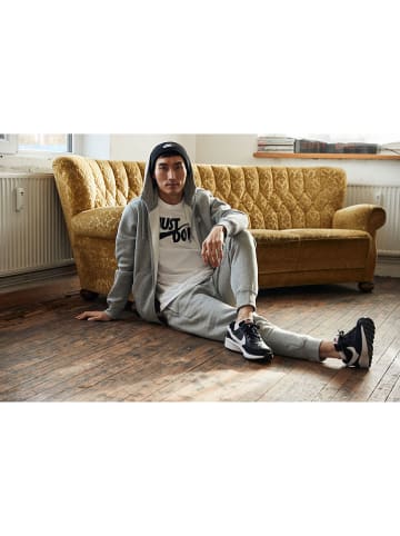 Nike Shirt in Weiß