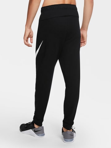 Nike Sportswear Spodnie dresowe w kolorze czarnym