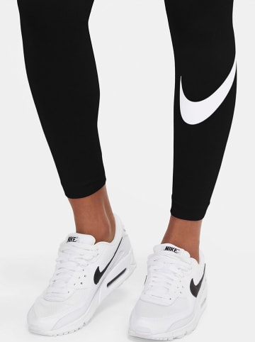 Nike Sportswear Leggings in Schwarz