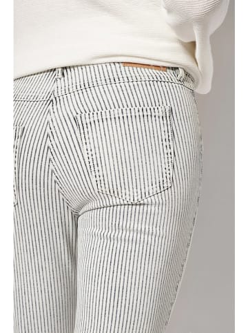 Toni Jeans "Perfect Shape Utility" - Slim fit - in Weiß/ Blau