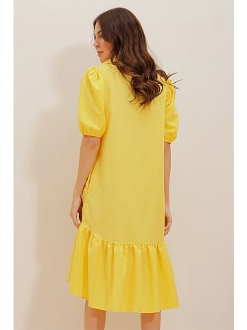Defile Kleid in Gelb