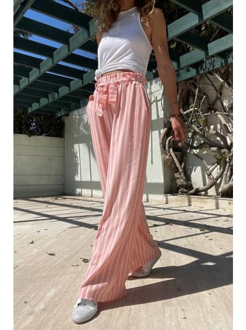 Gunes Kizi Spodnie w kolorze różowym