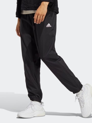 adidas Trainingshose in Schwarz