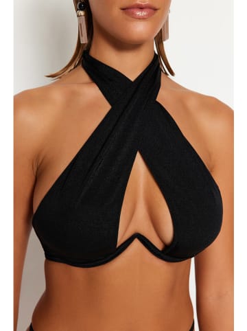 trendyol Bikini-Oberteil in Schwarz