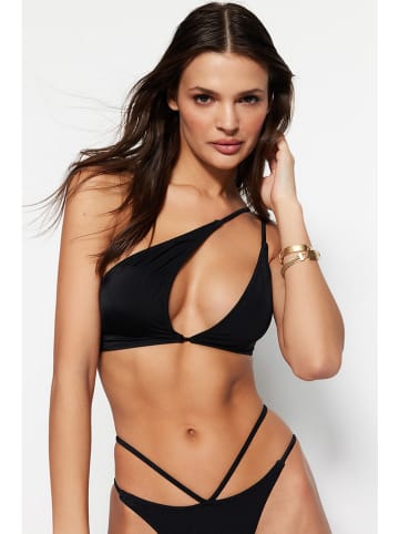 trendyol Bikini-Oberteil in Schwarz