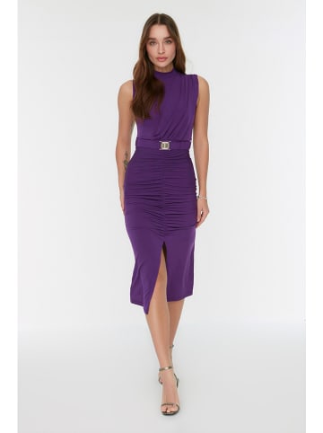 trendyol Kleid in Lila
