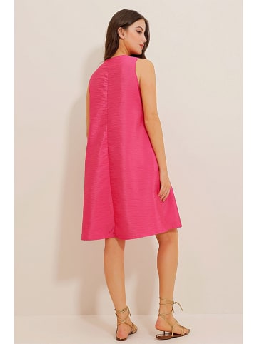 Defile Kleid in Pink