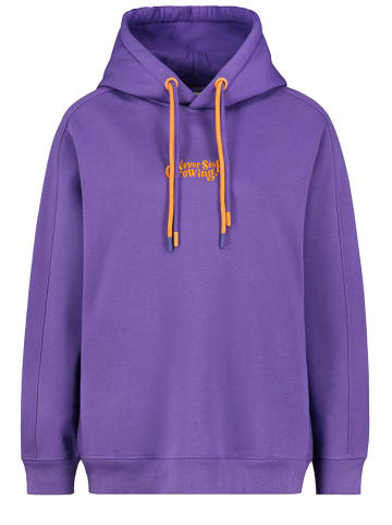 Stitch & Soul Hoodie in Lila