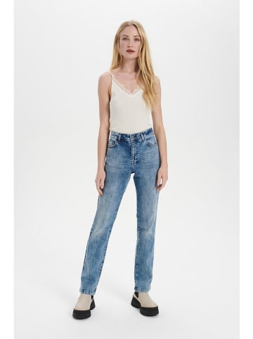 SAINT TROPEZ Top "Maya" w kolorze beżowym