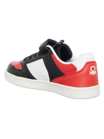 Benetton Sneakersy w kolorze czarno-biało-czerwonym