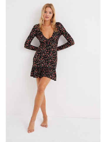 Cool and sexy Jurk zwart