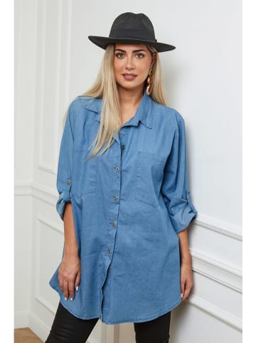 Plus Size Company Koszula dżinsowa "Hobbs" w kolorze błękitnym