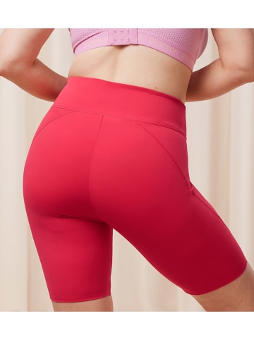 Triumph Trainingsshorts in Koralle