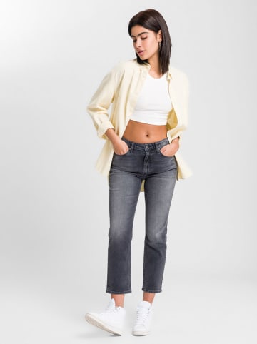 Cross Jeans Dżinsy - Regular fit - w kolorze szarym