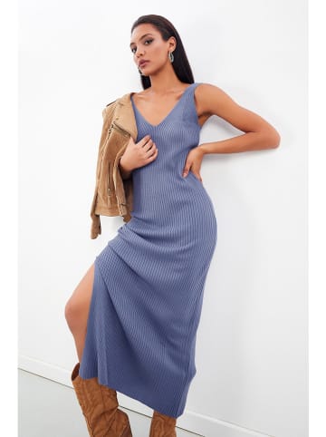 Milan Kiss Kleid in Blau