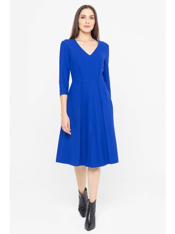 Deni Cler Sukienka w kolorze niebieskim
