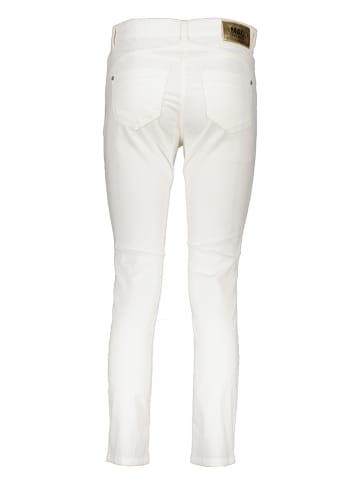 MAC Dżinsy "Rich" - Slim fit - w kolorze białym