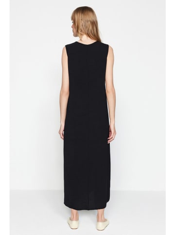 trendyol 2er-Set: Kleider in Schwarz/ Beige
