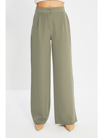trendyol Spodnie w kolorze oliwkowym