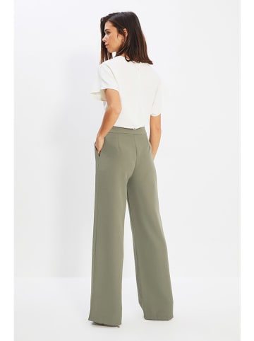 trendyol Spodnie w kolorze oliwkowym