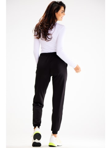 Awama Spodnie dresowe w kolorze czarnym