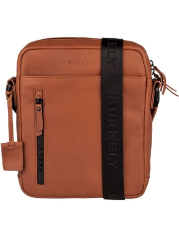 Burkely Leder-Umhängetasche "Rain Riley" in Cognac - (B)23 x (H)28 x (T)6 cm