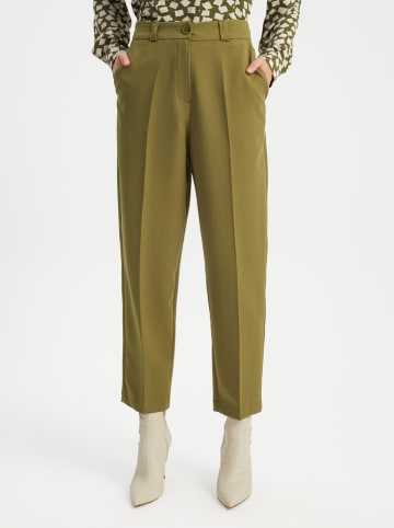 BGN Spodnie w kolorze oliwkowym