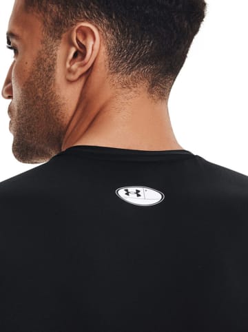Under Armour Trainingstop in Schwarz