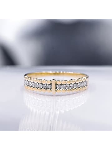 DIAMOND & CO Gouden ring "Solita" met diamanten