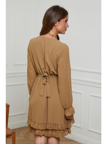 L'armoire de Suzette Sukienka w kolorze karmelowym
