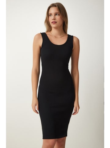 Happiness Istanbul Kleid in Schwarz