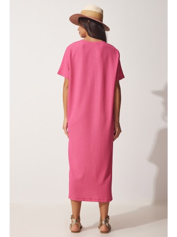 Happiness Istanbul Kleid in Pink