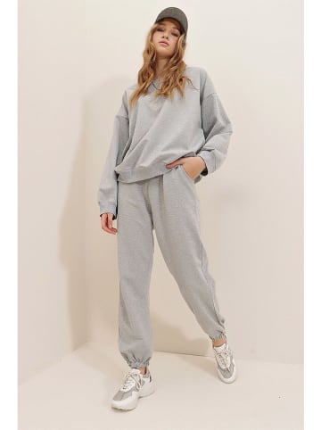 Trend Alacati 2-delige outfit grijs